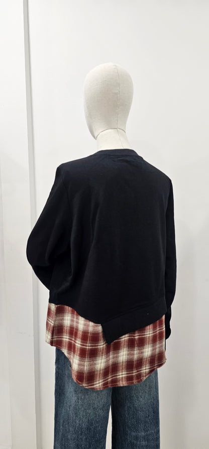 SUDADERA NEGRA