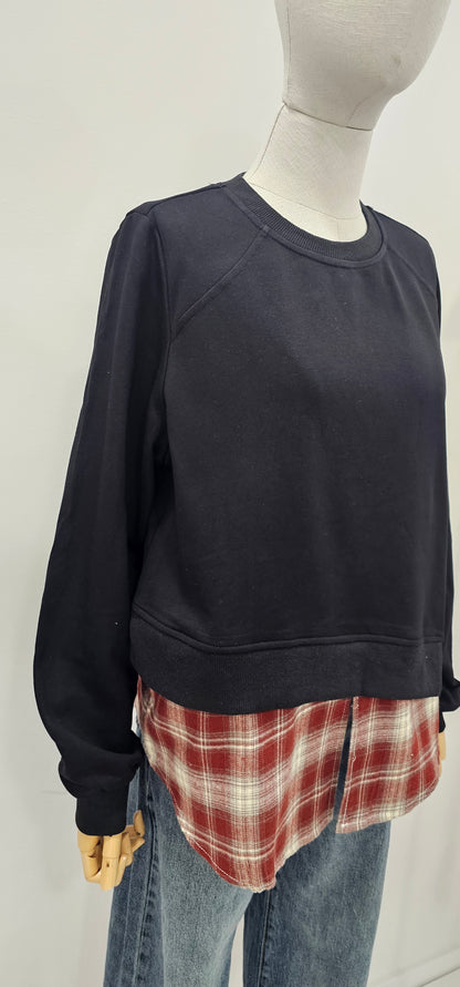 SUDADERA NEGRA