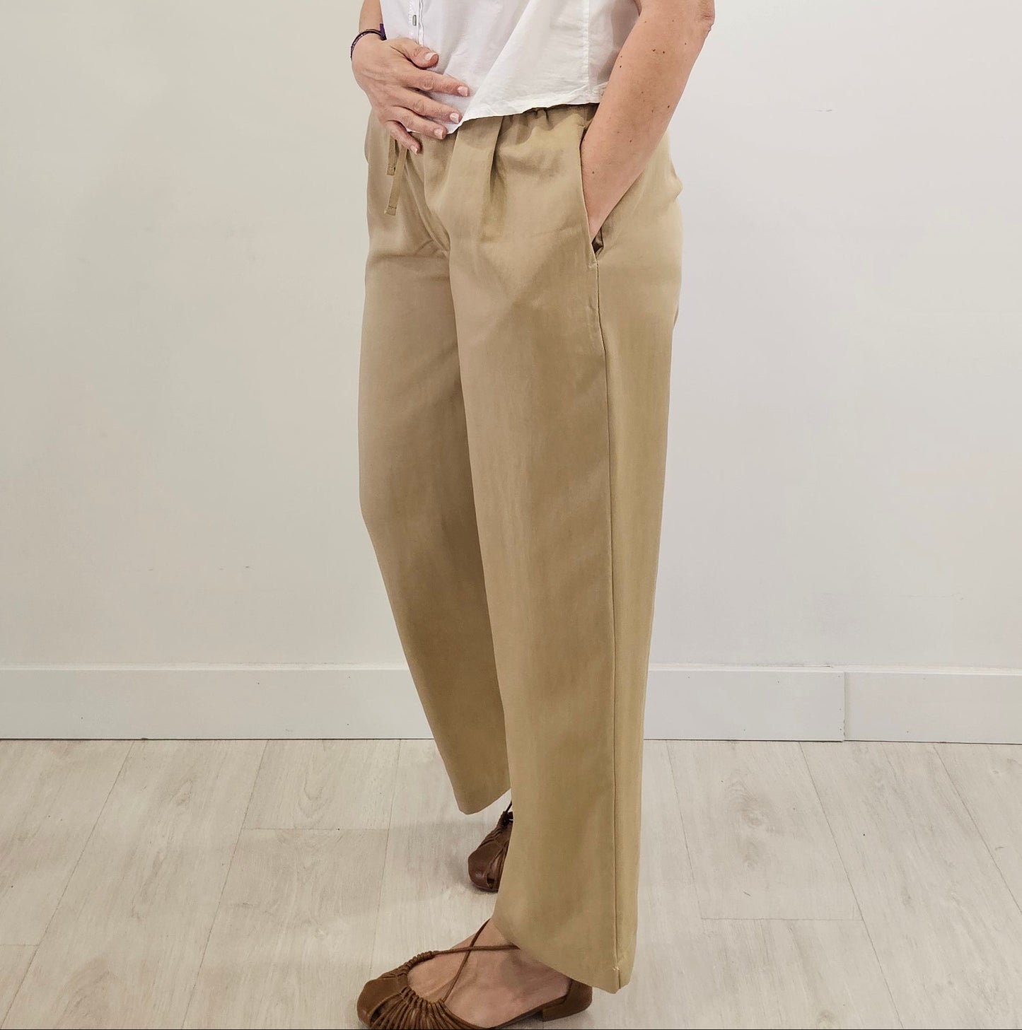 PANTALÓN TERESA CAMEL
