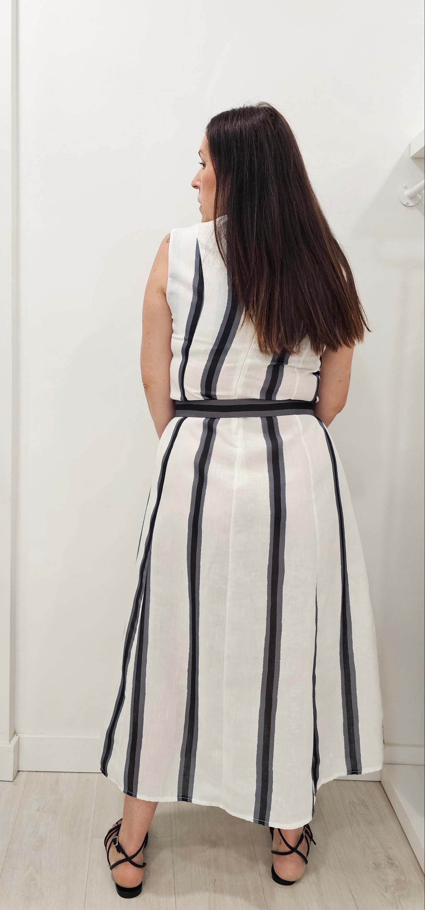 VESTIDO GRIS CARMINA