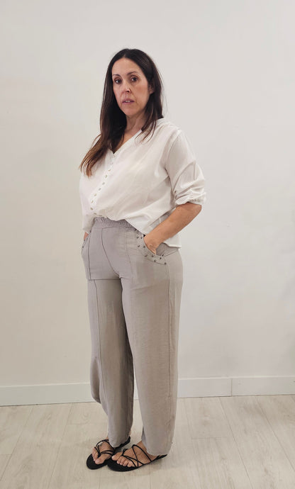 PANTALÓN BARREL TACHAS