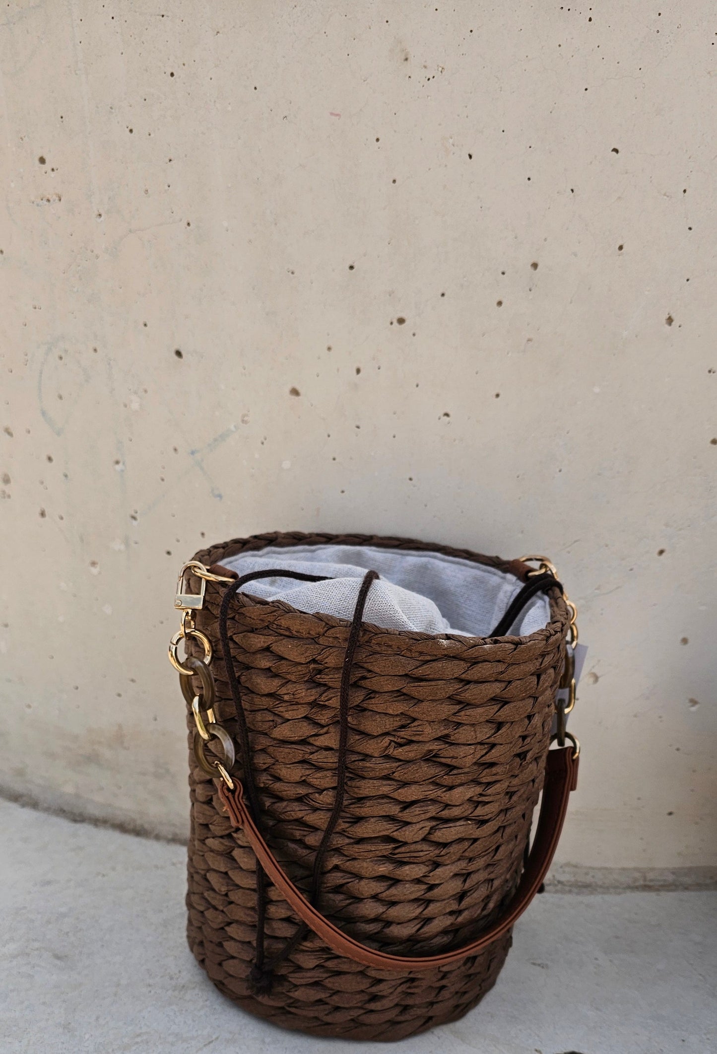 BOLSO CUBO CHOCOLATE