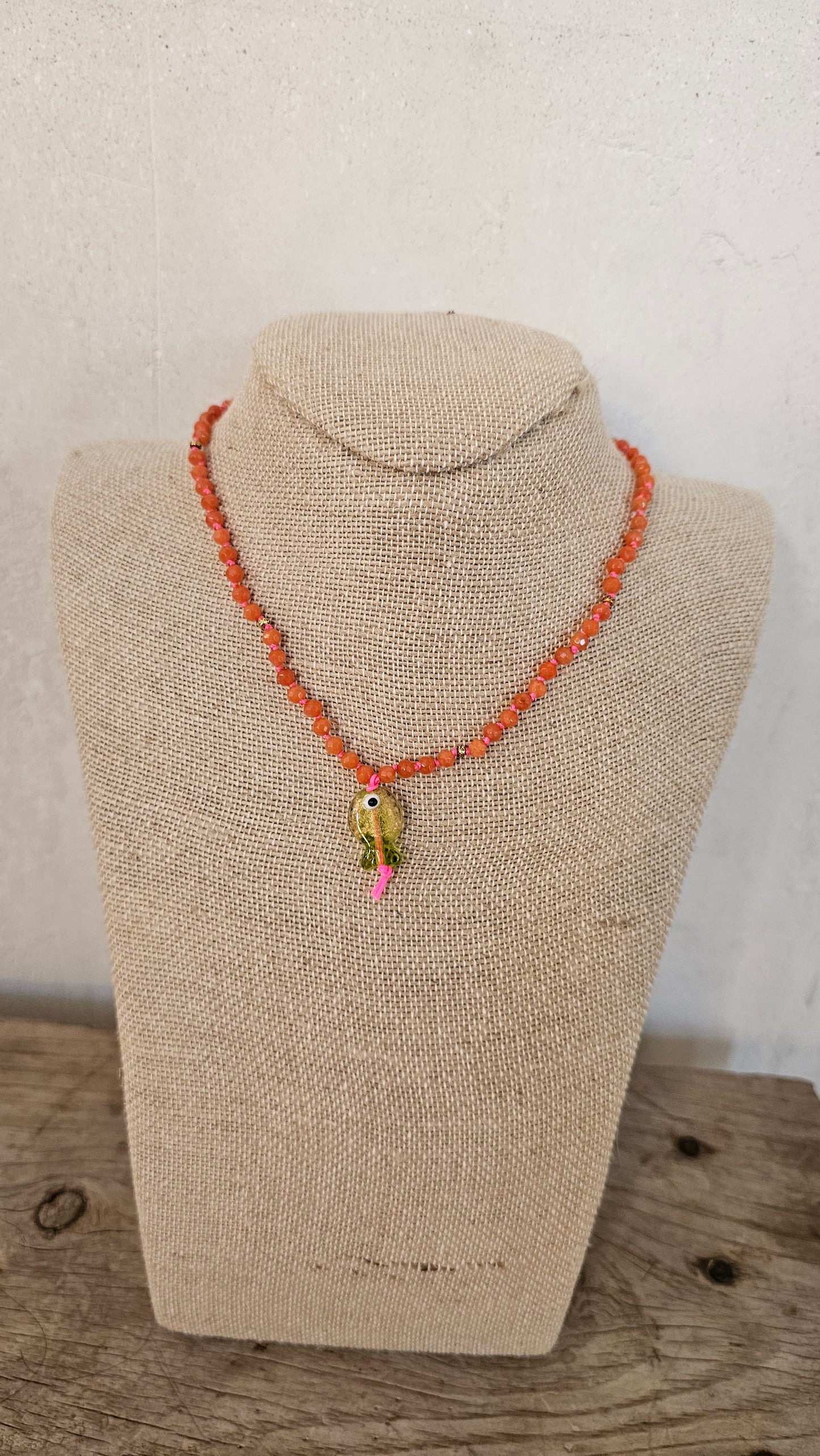 COLLAR PEZ AMARILLO