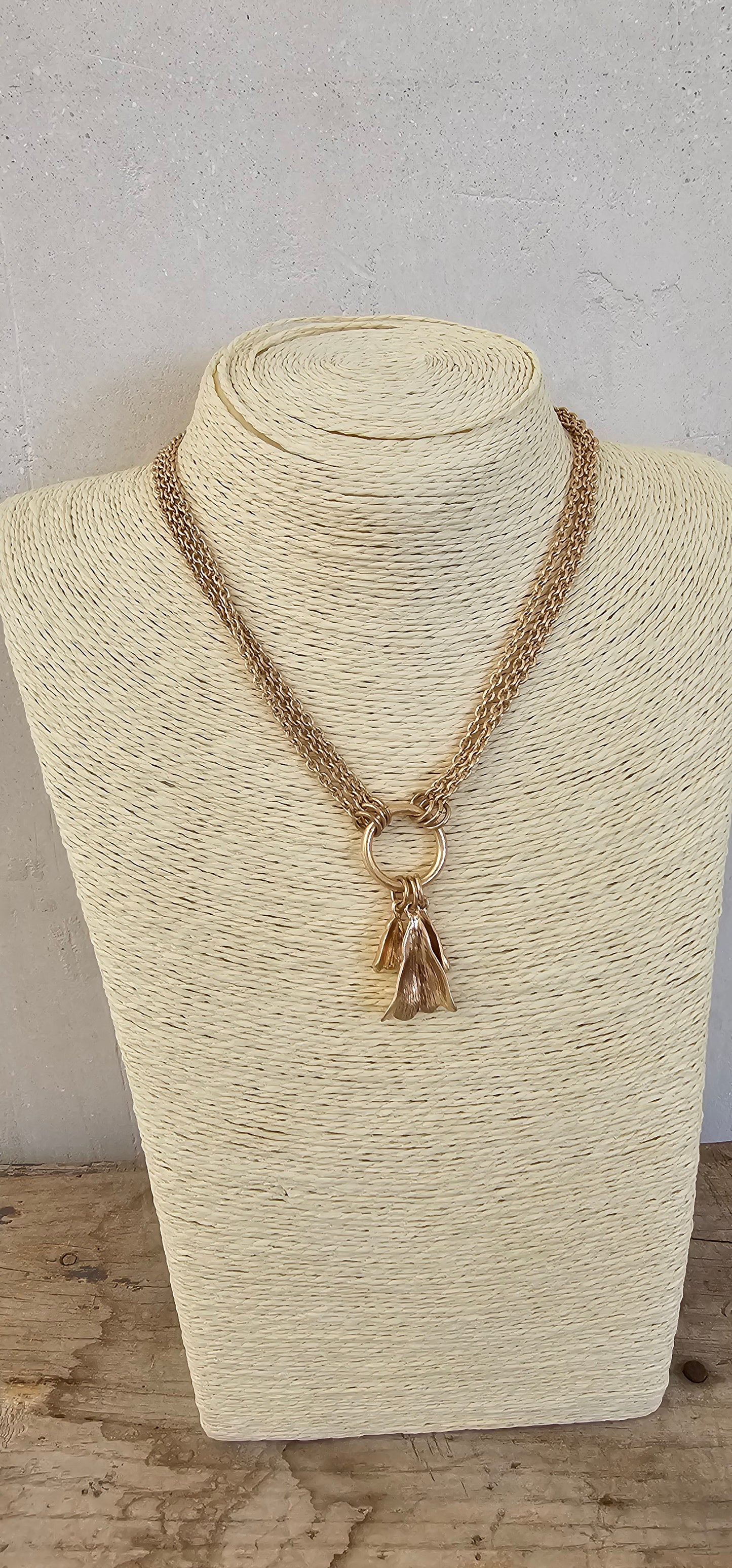 COLLAR CAMPANILLA