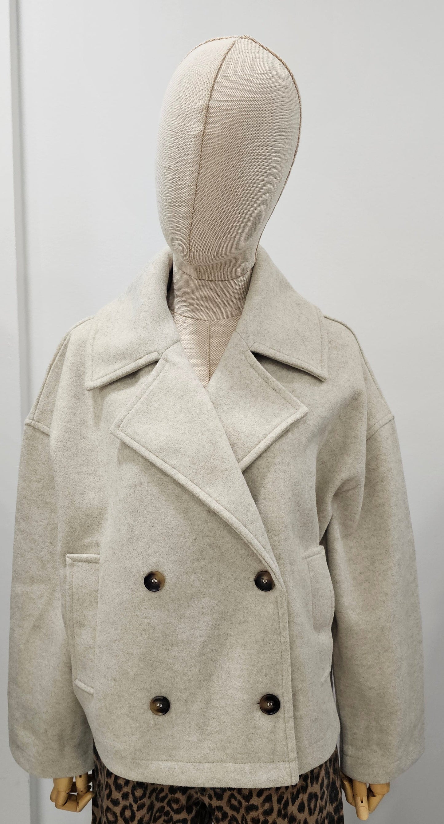 CHAQUETÓN BEIGE