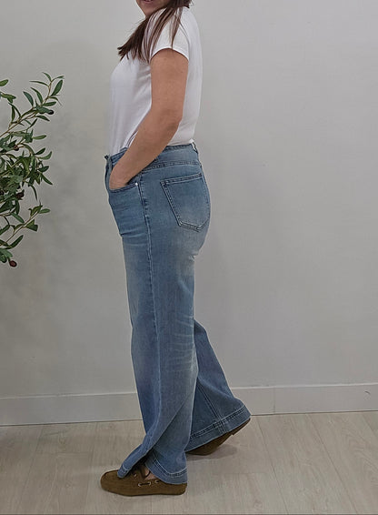 VAQUERO LILIANA
