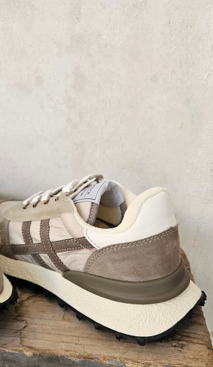 ZAPATILLA GRIS