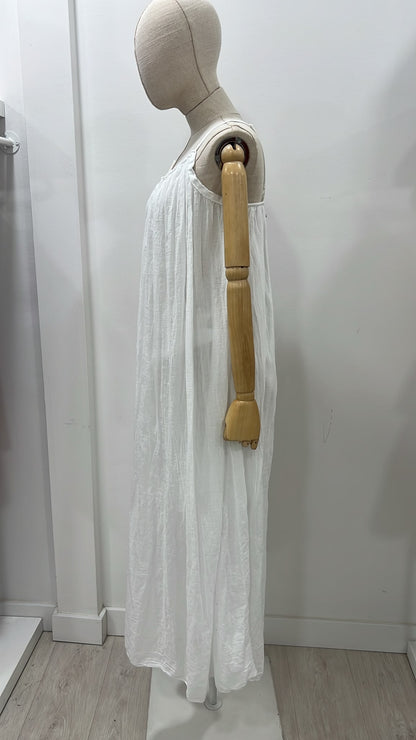 VESTIDO CAPRI
