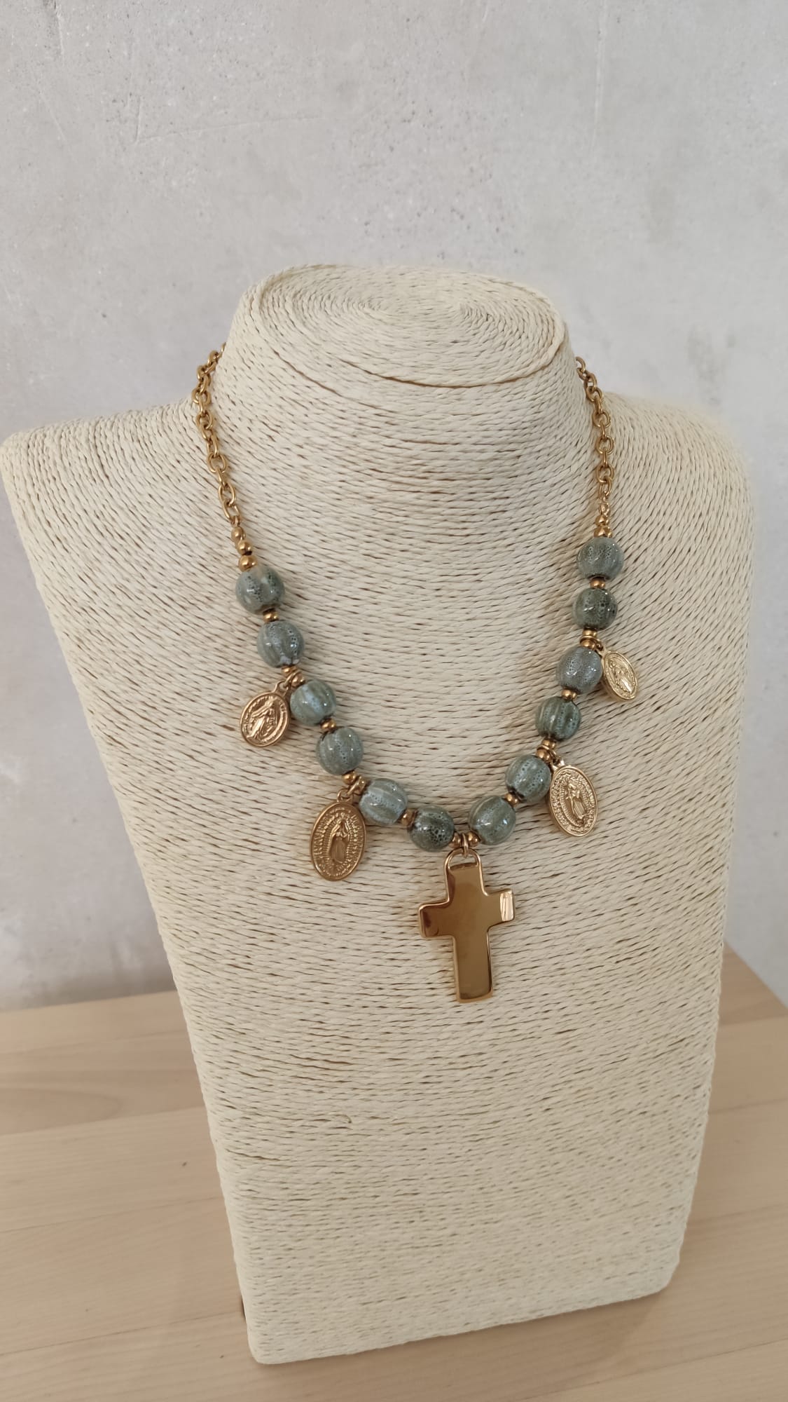 COLLAR CRUZ