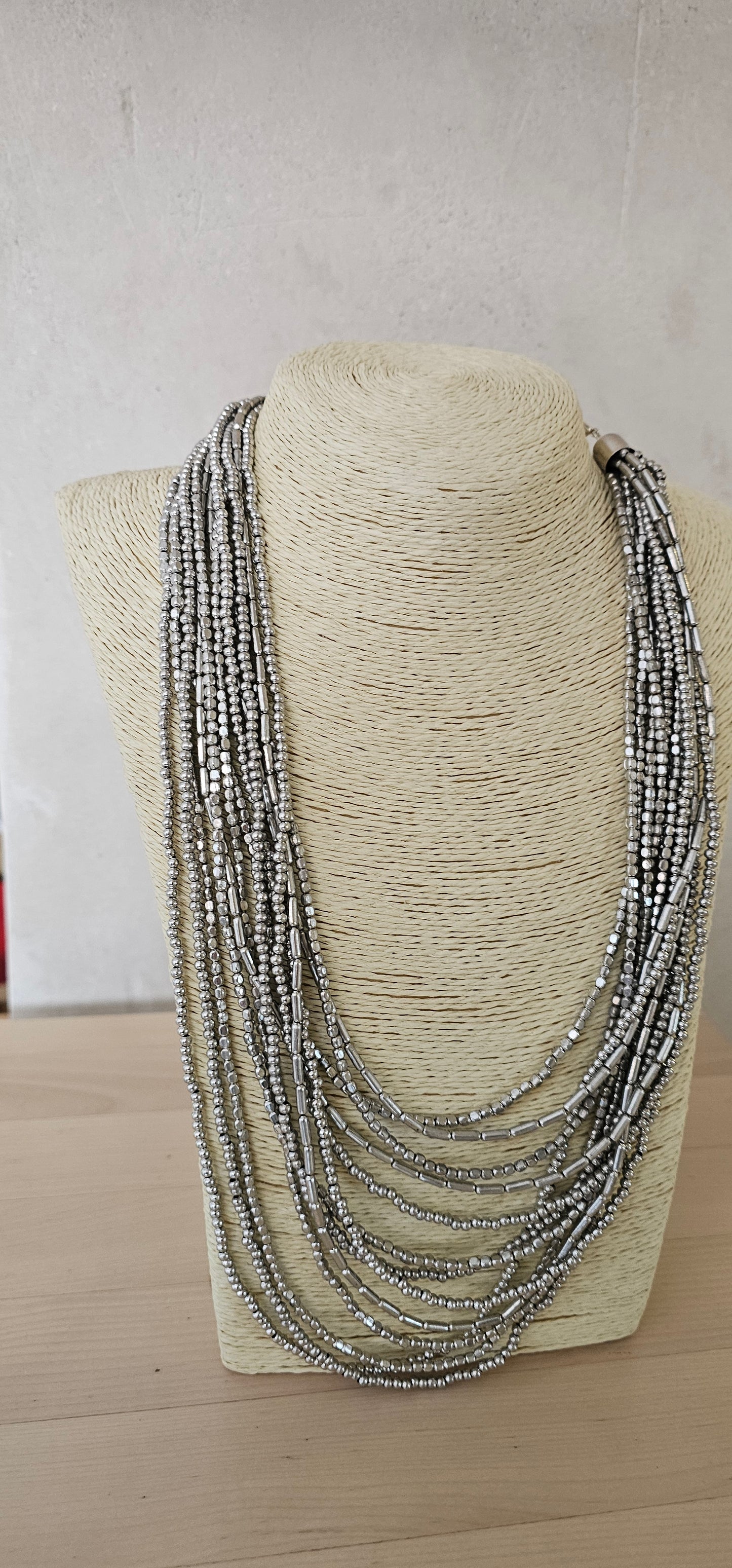 COLLAR PLATA