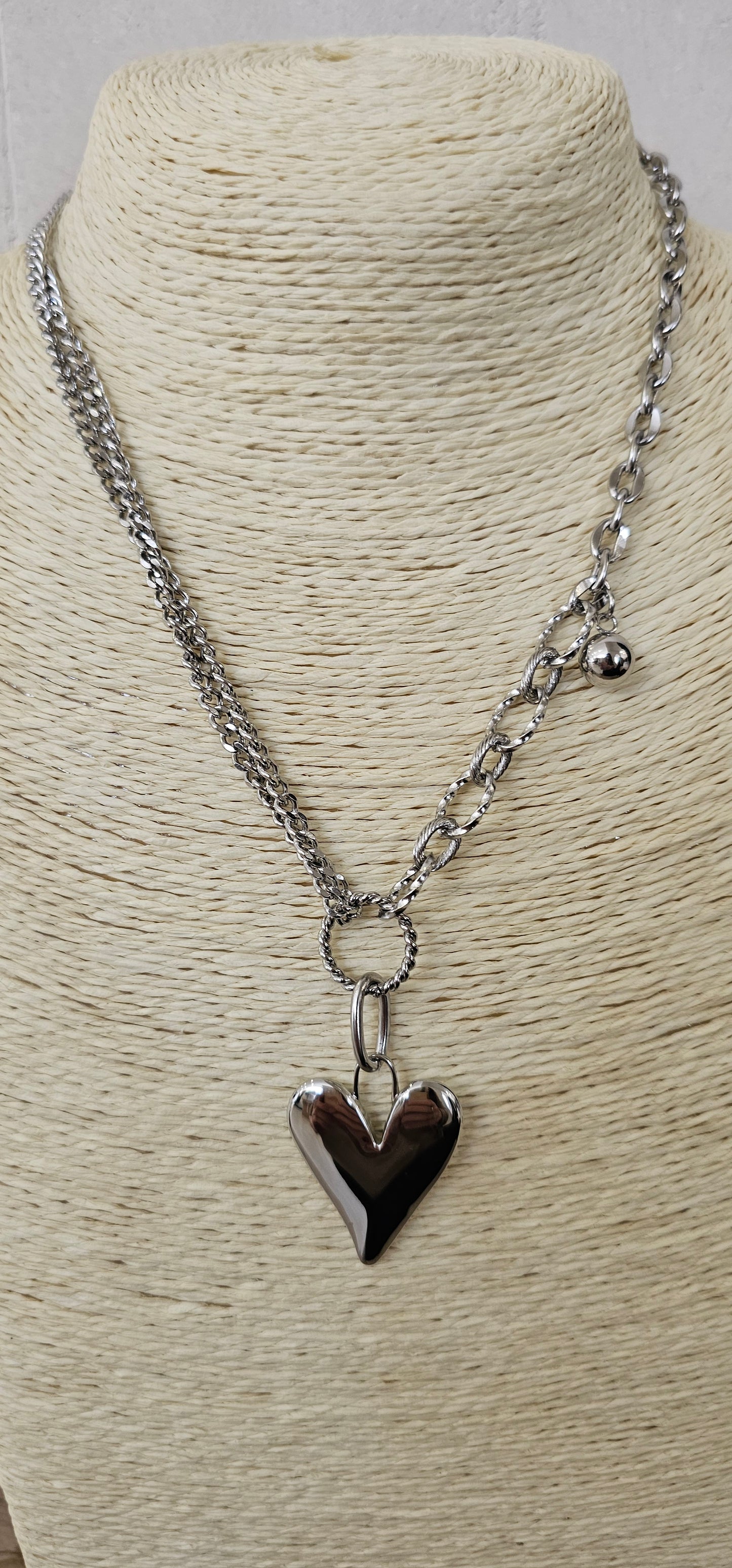 COLLAR CORAZÓN