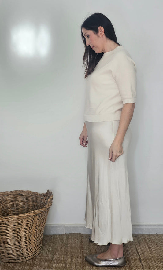 FALDA SATINADA