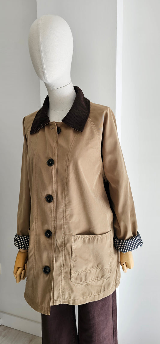 CHAQUETA NIKA