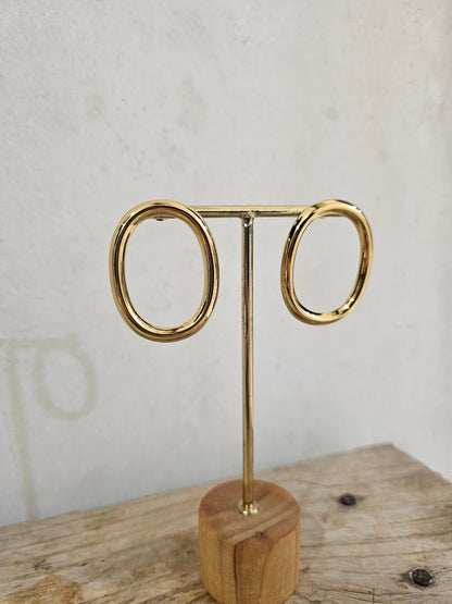 PENDIENTE ESFERICO DORADO