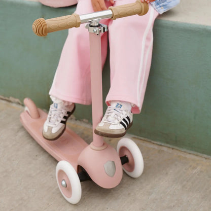 PATINETE ROSA BANWODD