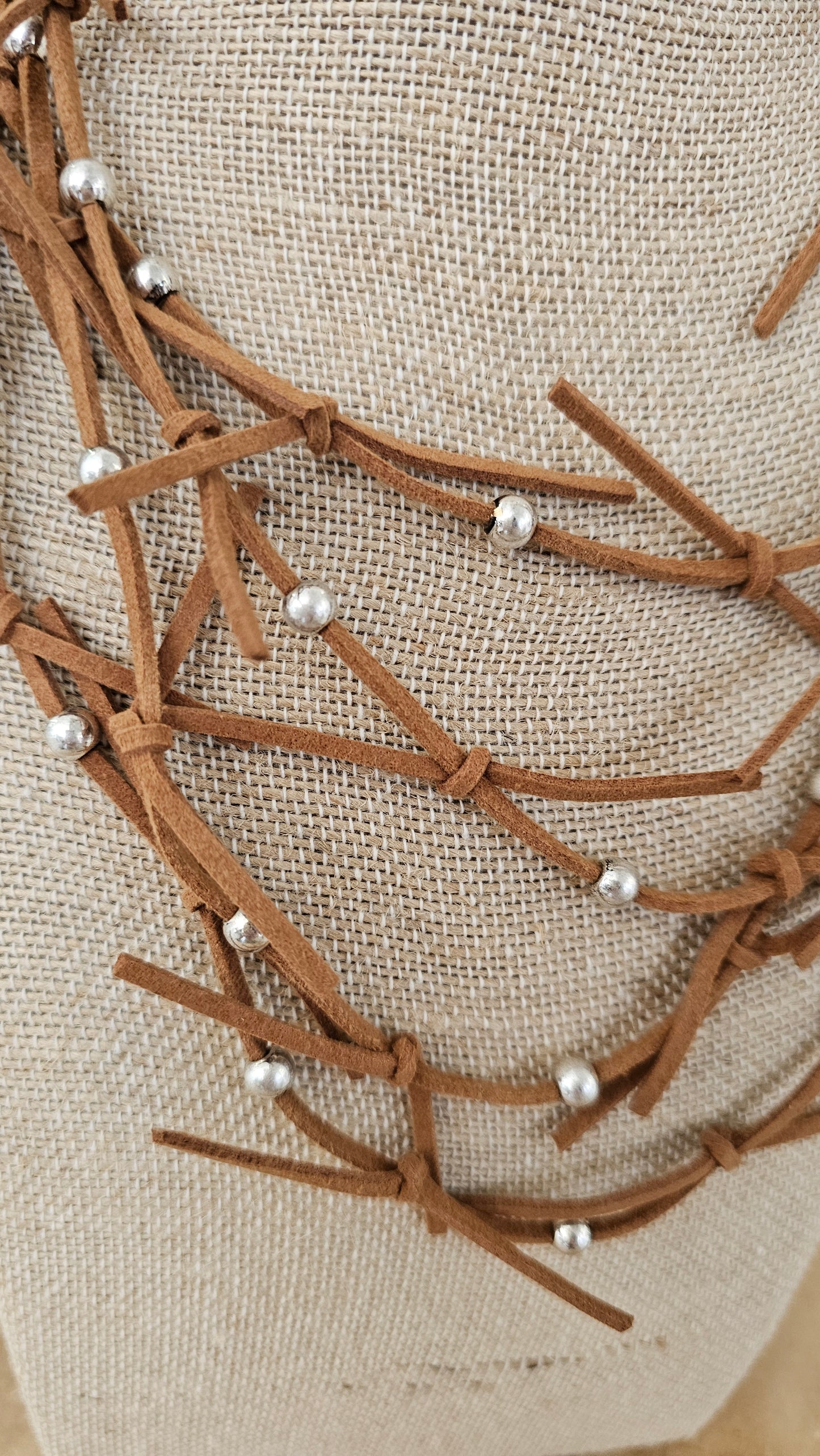 COLLAR