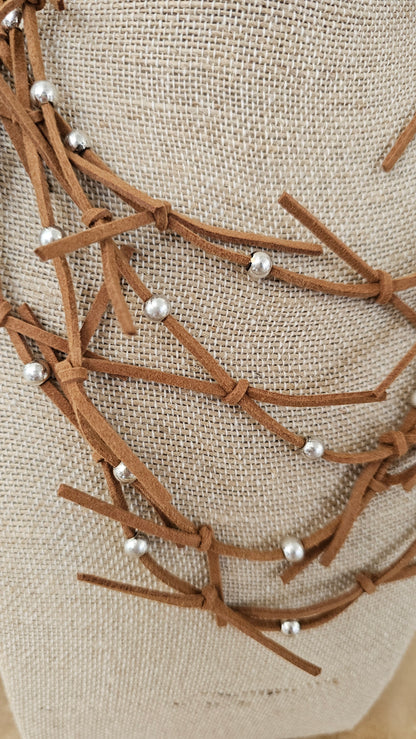 COLLAR