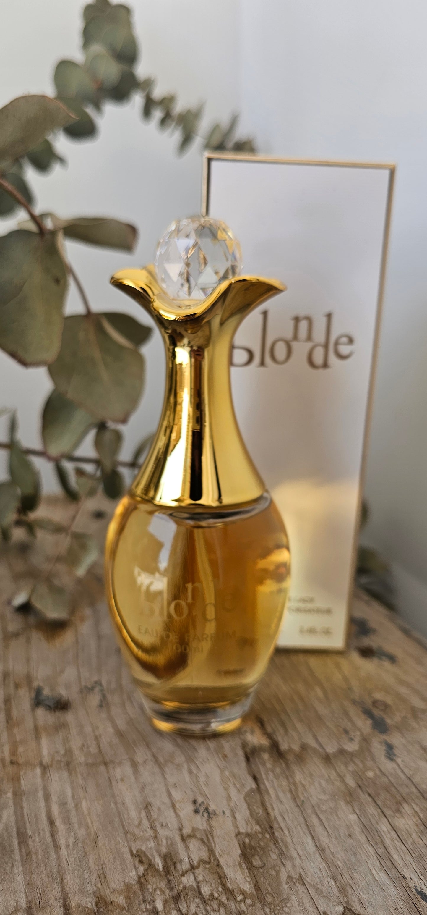 BLONDE WHITE PERFUM