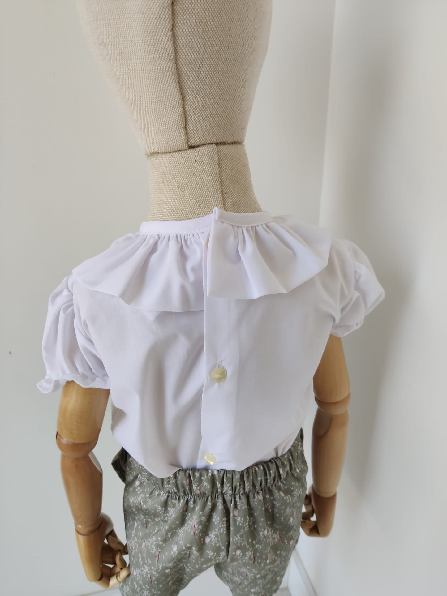 SHORT EDÉN