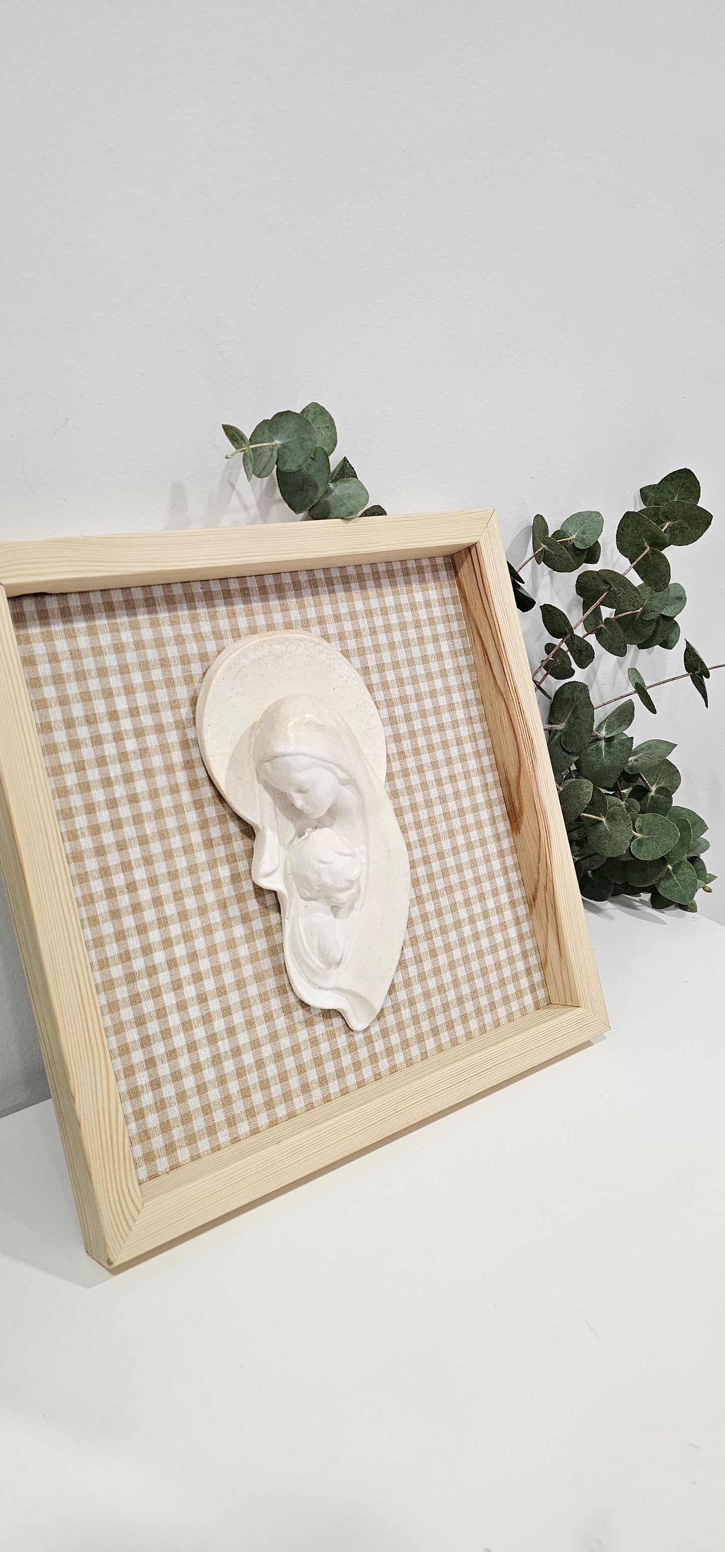 VIRGEN CON NIÑO VICHY