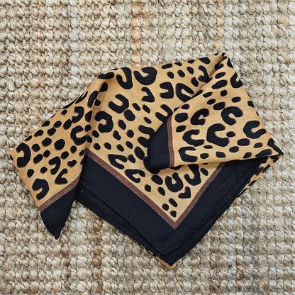 PAÑUELO ANIMAL PRINT