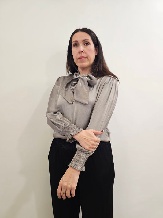 BLUSA SATÉN LAZO