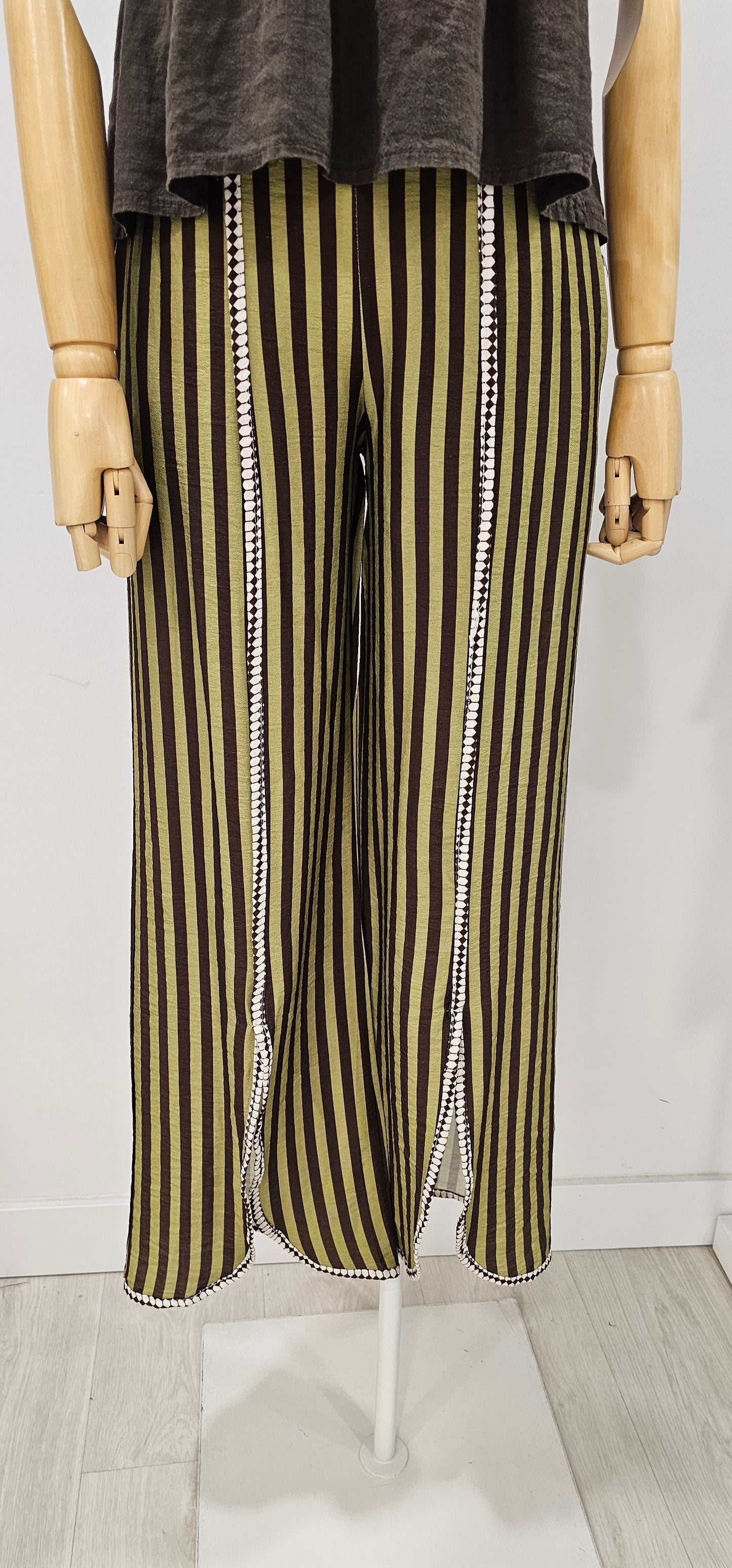 PANTALÓN