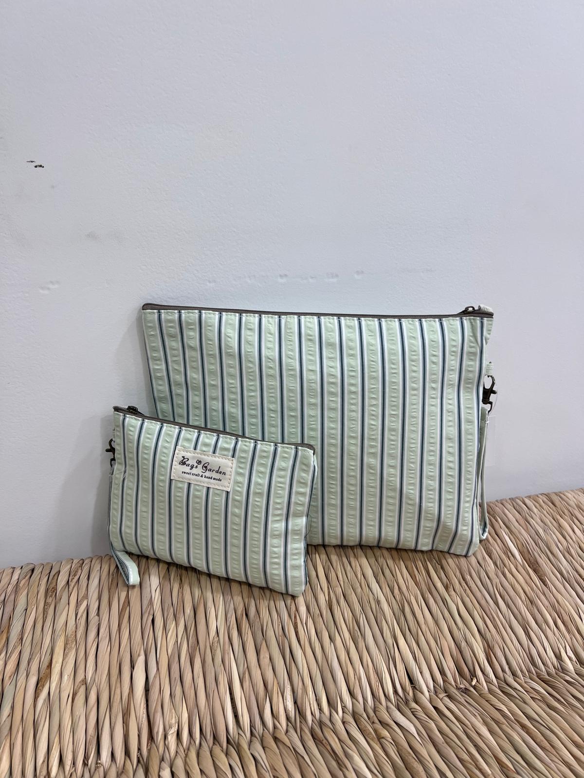 BOLSO Y NECESERES VERDE